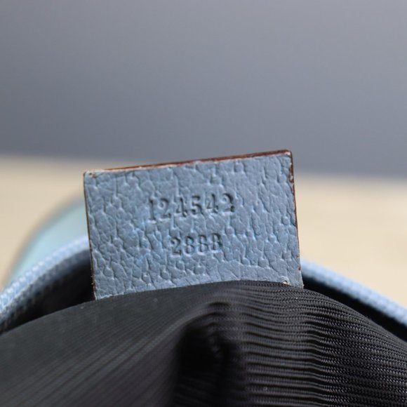 Sold💜Gucci Mini Handbag - Picture 14 of 14